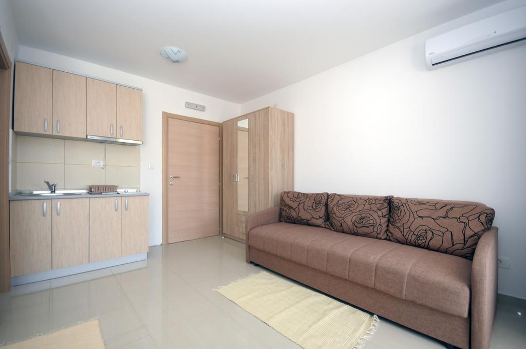Apartments Vila Anastasia Budva Room photo