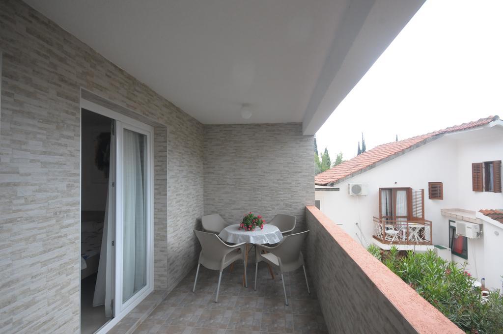 Apartments Vila Anastasia Budva Room photo